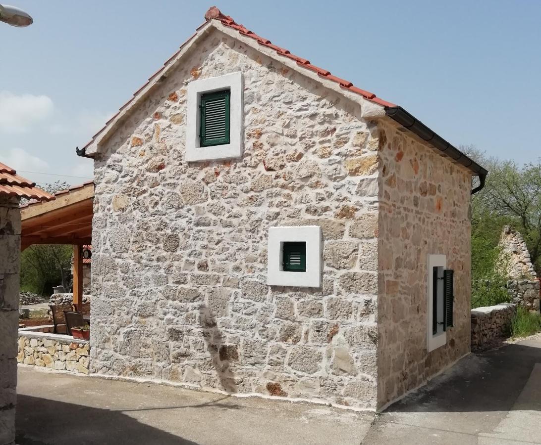 Appartamento Krka Waterfalls Stonehouse Roko Lozovac Esterno foto